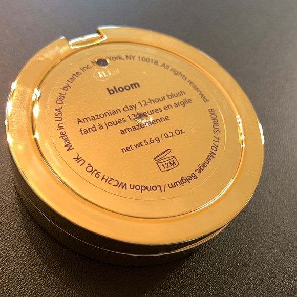 Tarte Bloom 12 hr Amazonian clay blush. - Picture 4 of 4